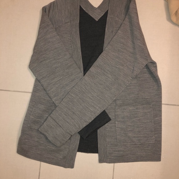 Lululemon Wrap - Picture 3 of 5